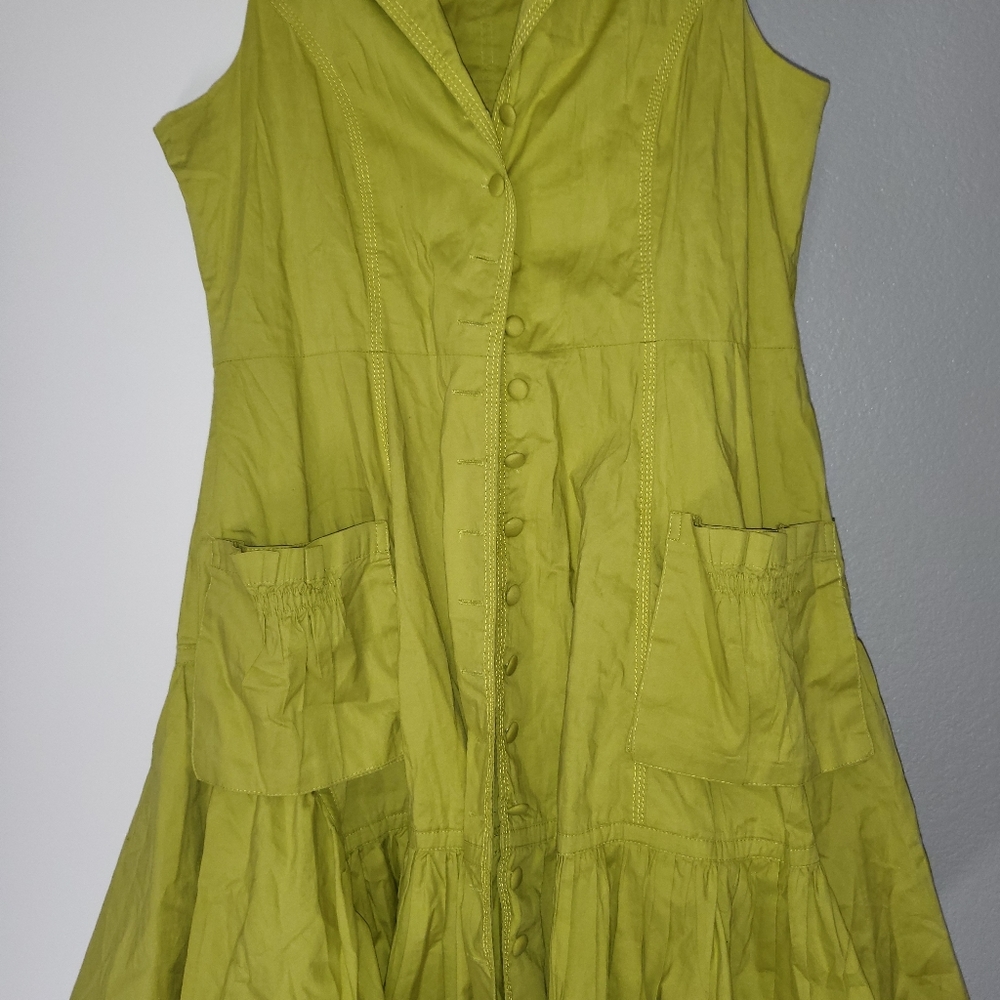 Dress - Picture 2 of 2